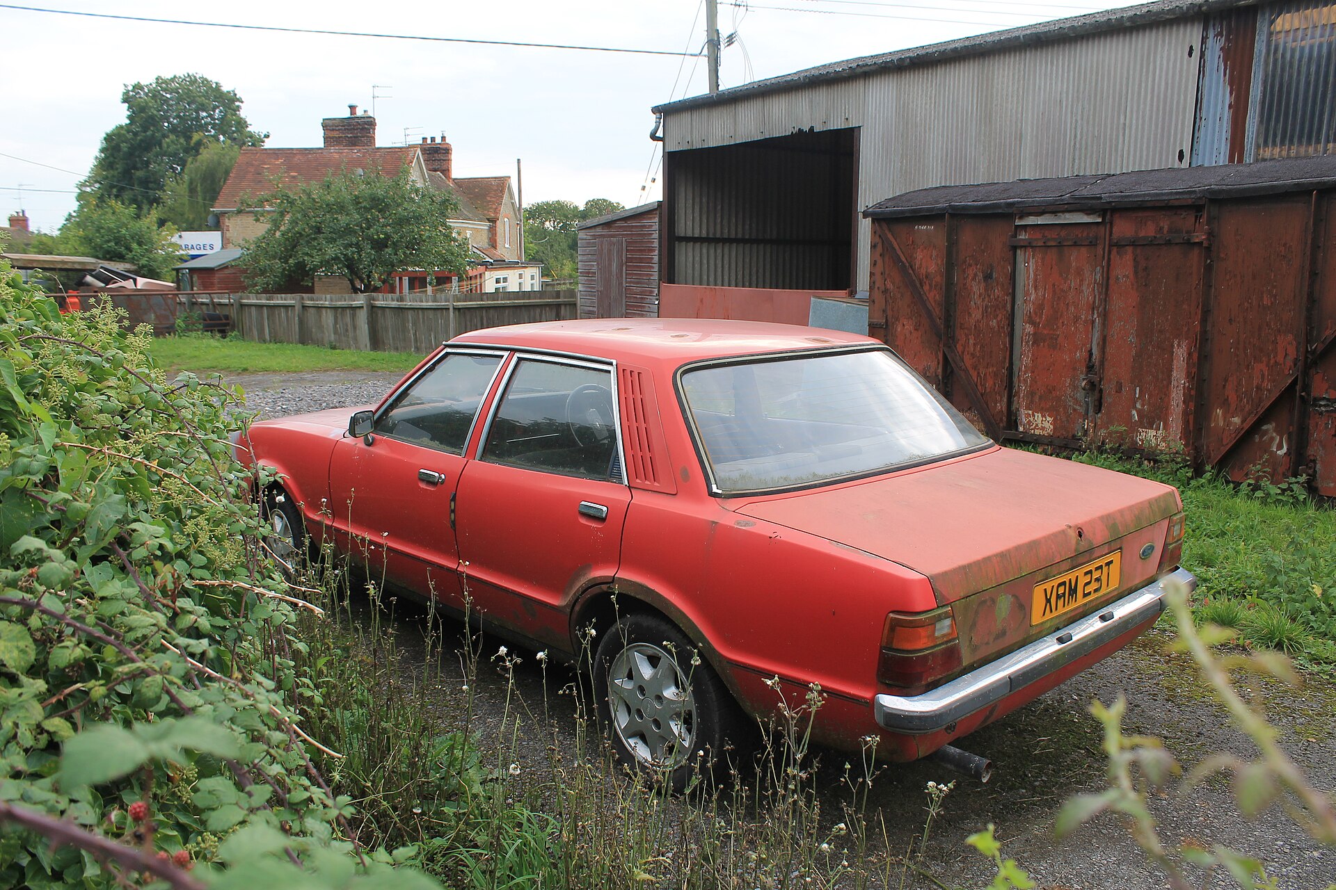 1979 Ford Cortina 1.6 L Mk4 saloon in green showing the square-cut styling of the post-1976 redesign