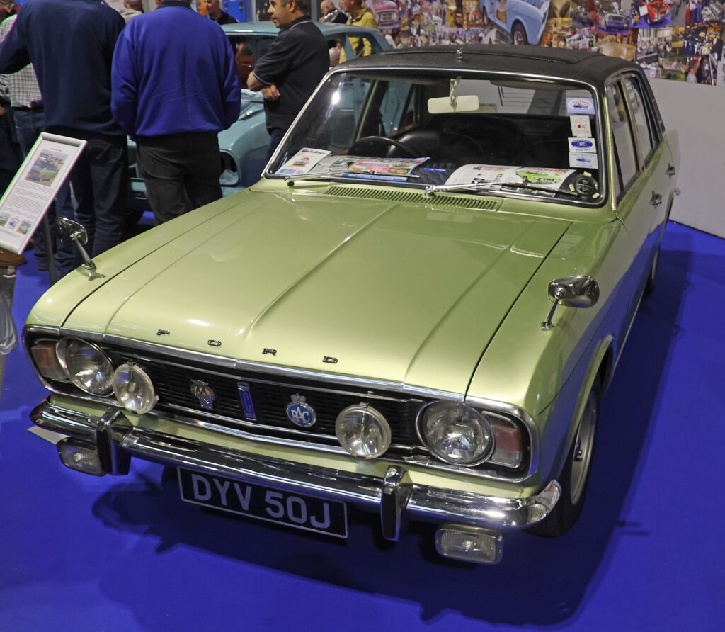 Ford Cortina Mk2 1600E executive saloon
