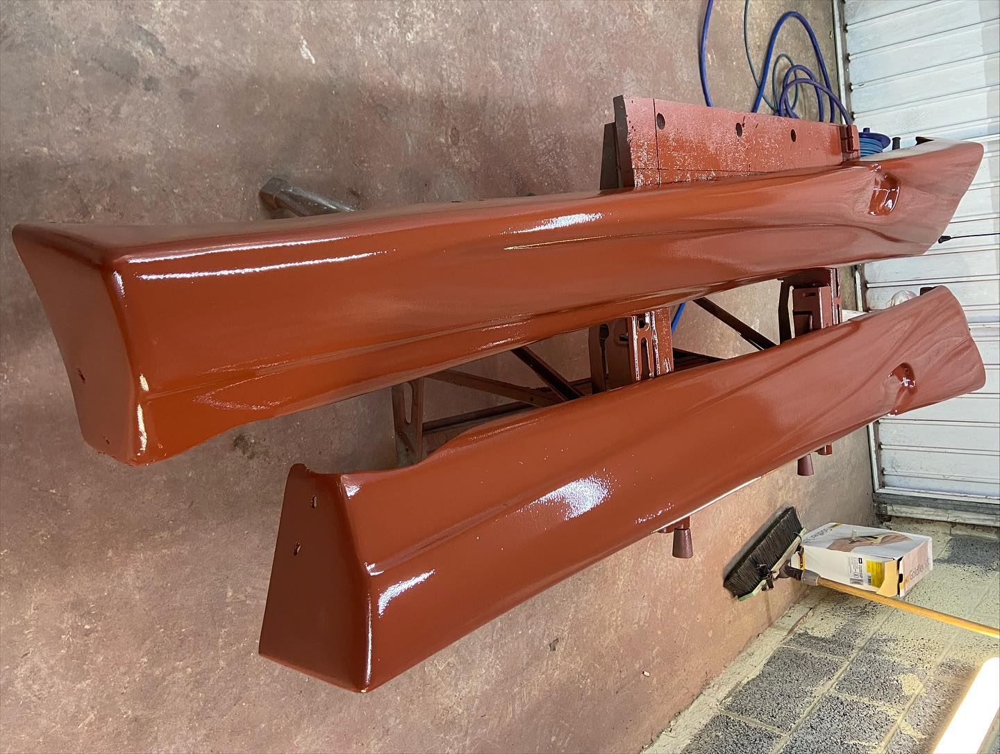 Custom painted side skirts - car respray Milton Keynes