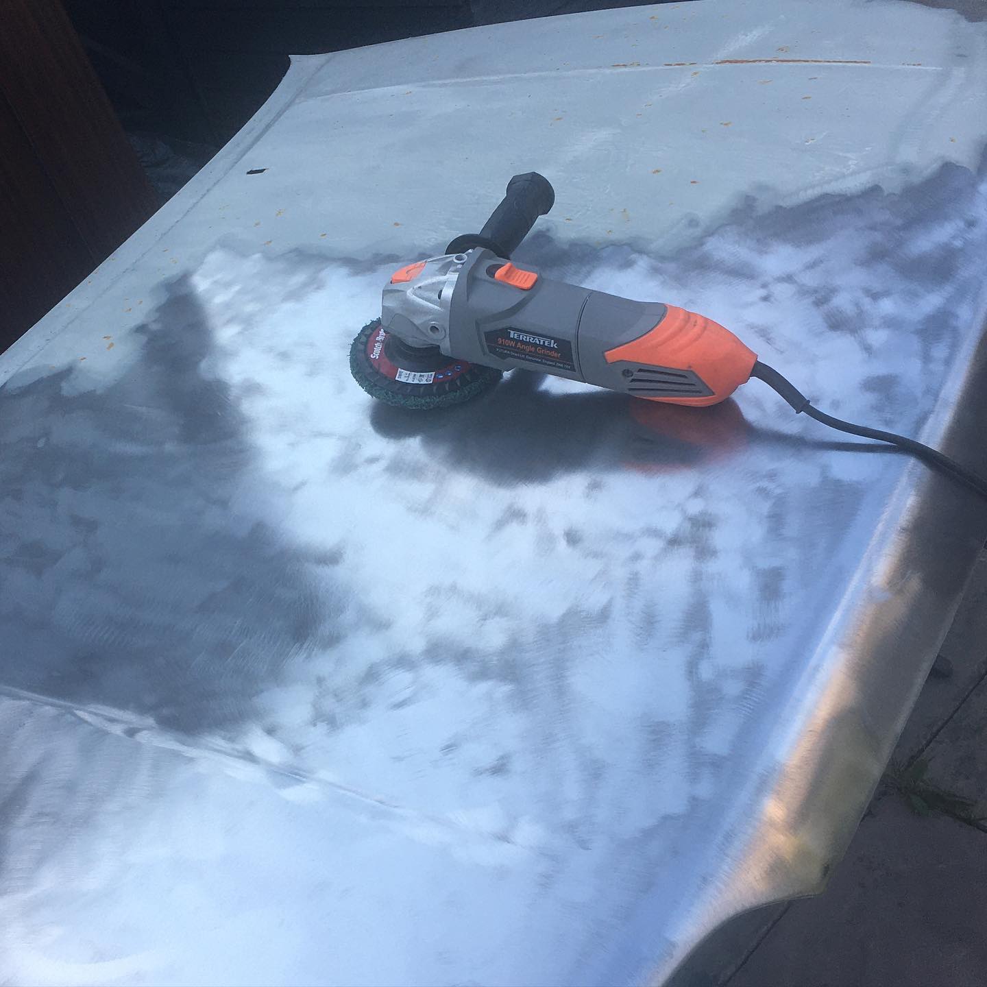 Common Paintwork Problems on Classic Cars (And How to Fix Them)