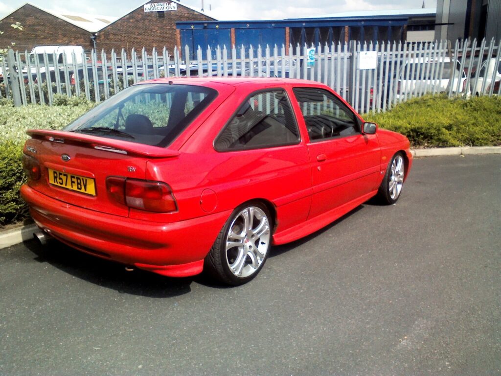 1997 Ford Escort 1.8 GTI Mk6 — the Zetec-engined affordable enthusiast pick, same shell architecture as the Cosworth