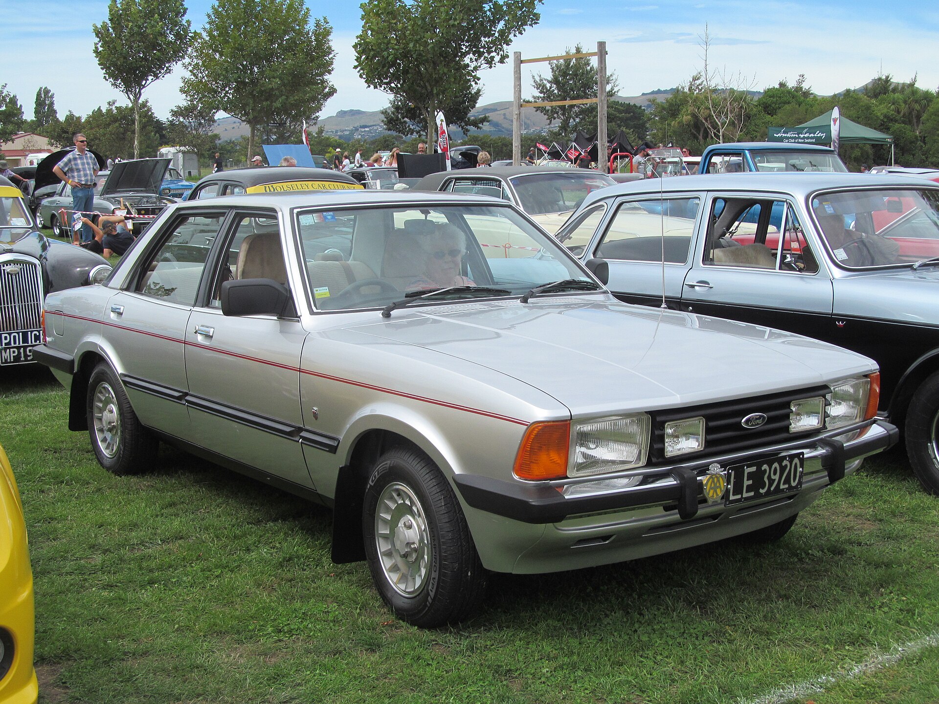 1983 Ford Cortina Mk5 2.3 V6 Ghia executive saloon, the rare six-cylinder version of the luxury trim